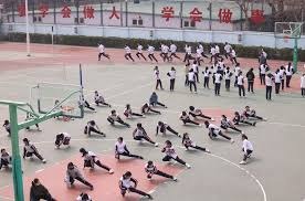 离开勇士，婉拒湖人！这位神射手的未来在何方呢？